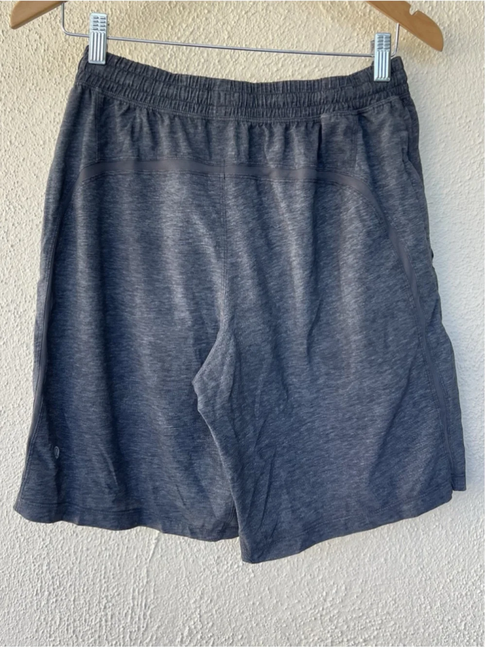 Lululemon Pace Breaker Short Mens Medium Gray Black Heather Pockets Jog Gym